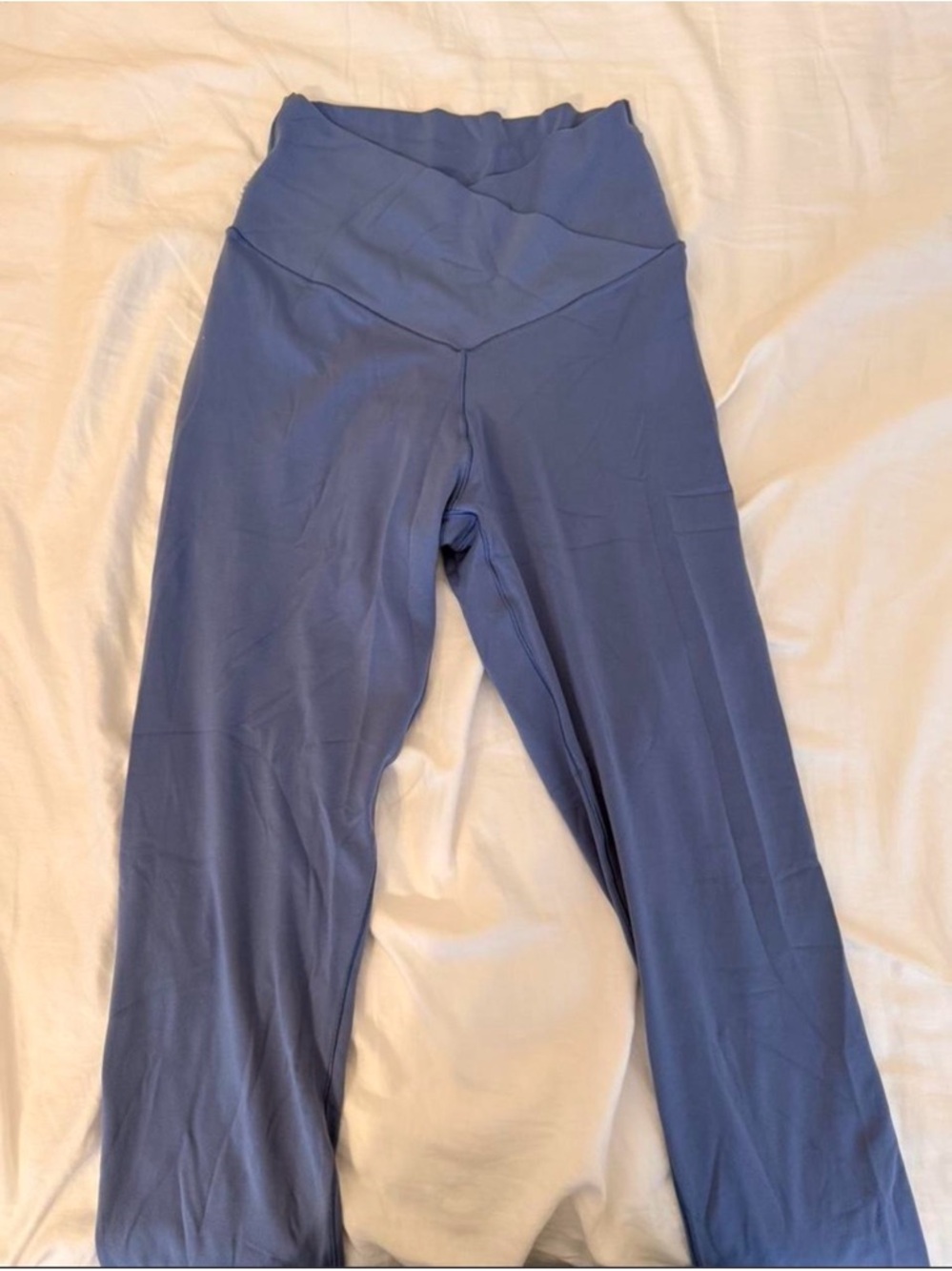 aerie High-Waist V-Cut Waistband Leggings in Periwinkle Blue